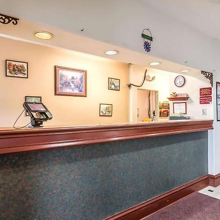Days Inn By Wyndham Kentland Dış mekan fotoğraf